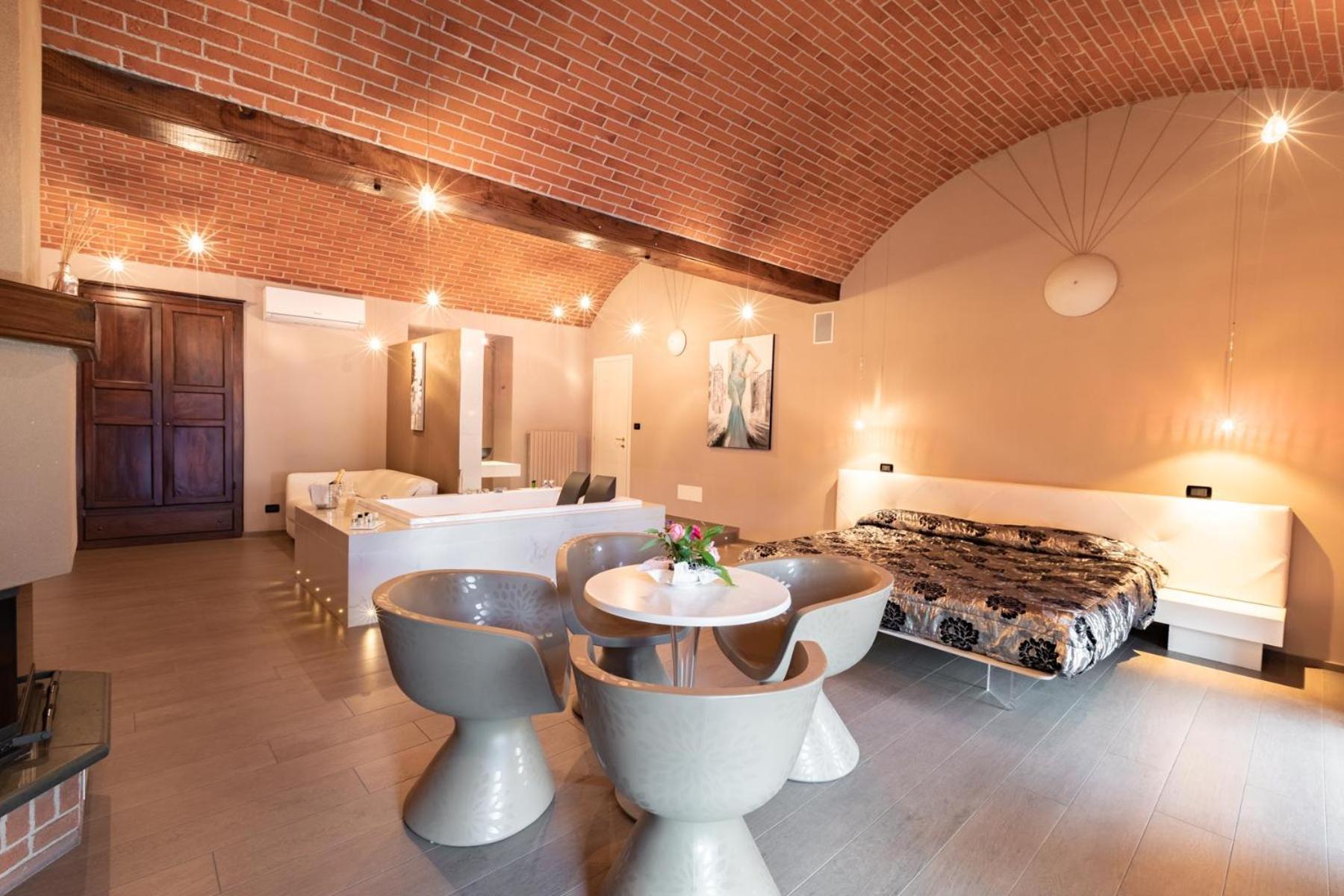 Hotel Le Lanterne Borgo San Dalmazzo Zewnętrze zdjęcie