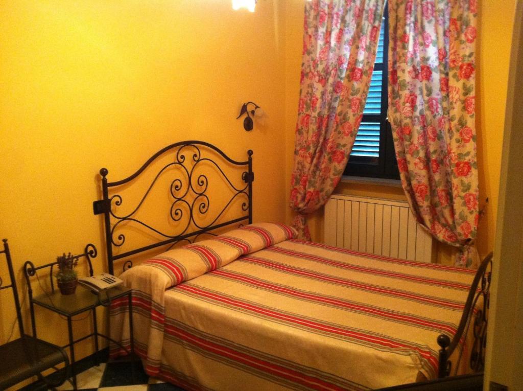 Hotel Le Lanterne Borgo San Dalmazzo Pokój zdjęcie