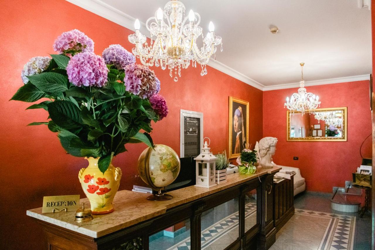 Hotel Le Lanterne Borgo San Dalmazzo Zewnętrze zdjęcie